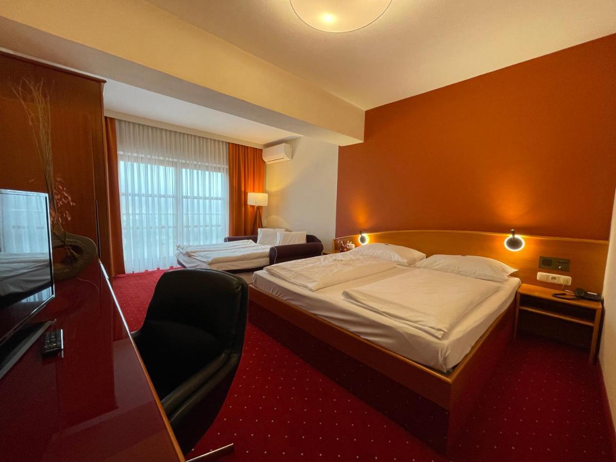 Vitalhotel Krainz Loipersdorf bei Fuerstenfeld Exterior photo