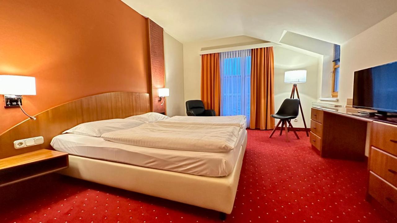 Vitalhotel Krainz Loipersdorf bei Fuerstenfeld Exterior photo